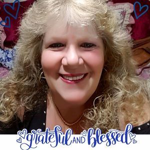 Meet your Posher, Lynda